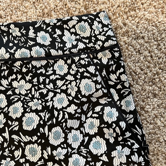 Loft skirt - Picture 2 of 6